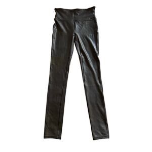 SPANX faux leather leggings size small in color Gun